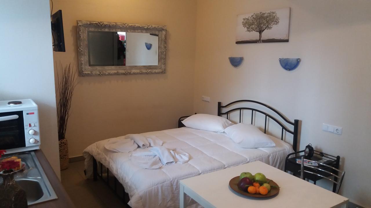 Pension Verykokkos Naxos City Exterior photo